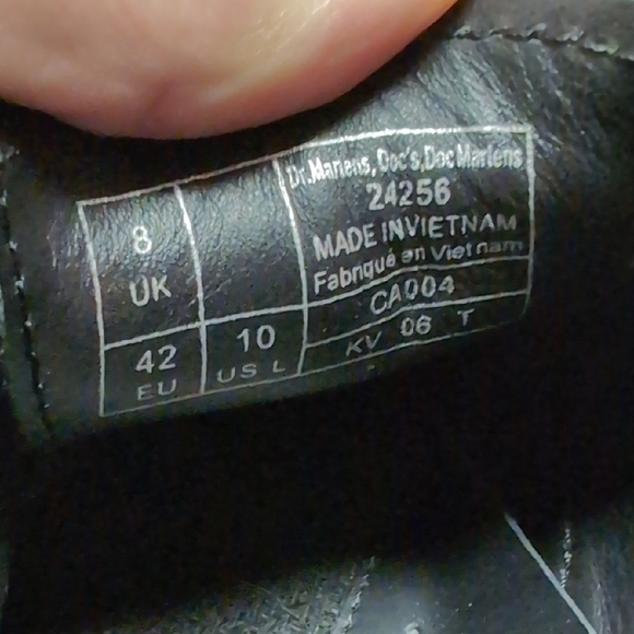 Doc Martens 24256 Black Leather - Picture 5 of 11